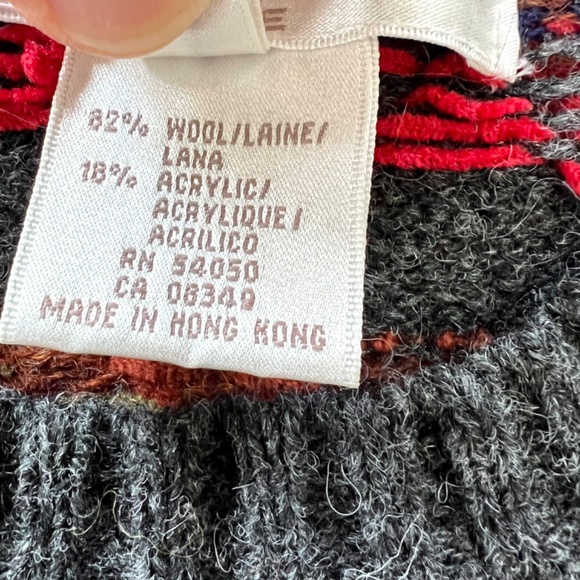 Cute VINTAGE Wool Blend Fair Isle Crew Neck Sweater - Petite S - Picture 6 of 10